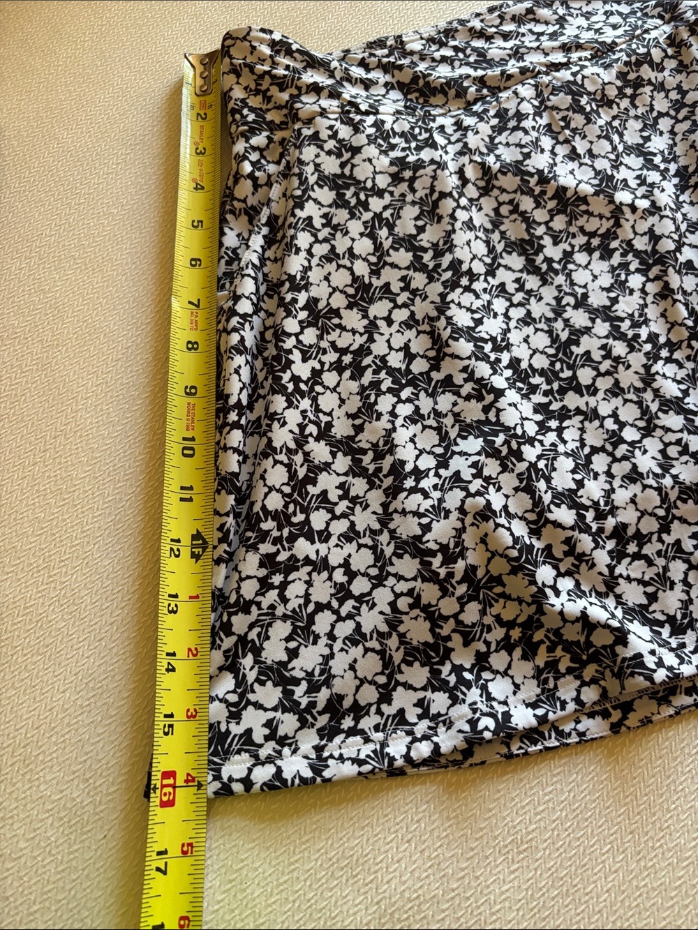 adidas Black & White Floral Full Mini Skort - Picture 4 of 5